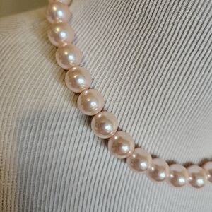 Elegant Faux Pink Pearl Necklace.
